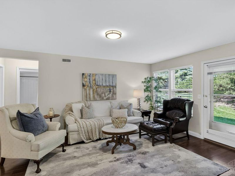 9940 Shorewood Lane, Unit F, Sharonville, OH 45241 Photo 7