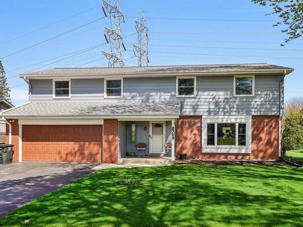 2750 Park DRIVE, Wauwatosa, WI 53222