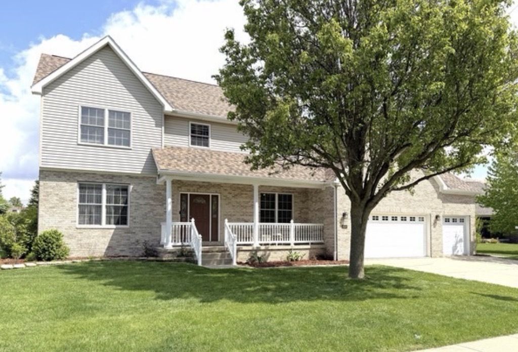 808 E Margaret Lane, Bourbonnais, IL 60914 Main Photo