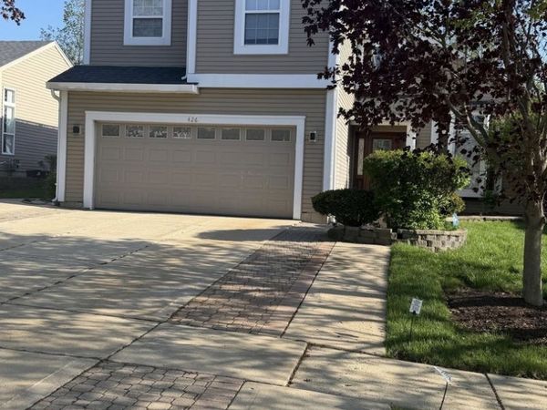 426 Thunder Ridge , Lake In The Hills, IL 60156