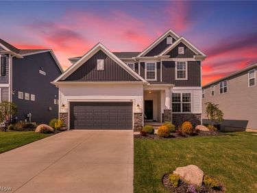 342 Foxglove Drive , Wadsworth, OH 44281