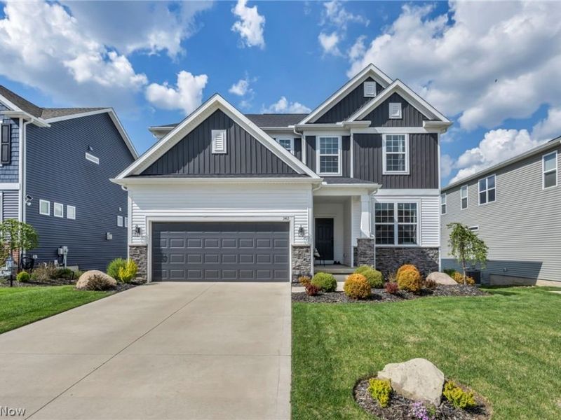 342 Foxglove Drive, Wadsworth, OH 44281 Photo 2