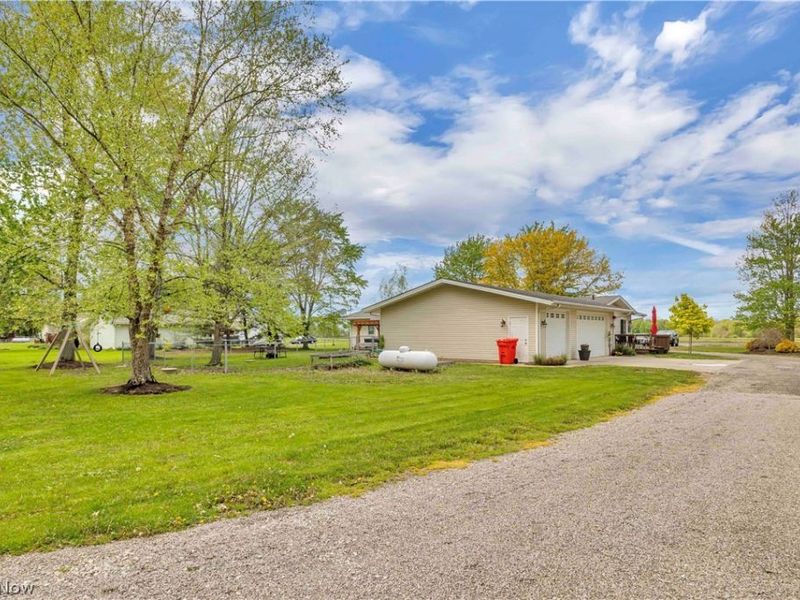 9110 Spieth Road, Litchfield, OH 44253 Photo 5