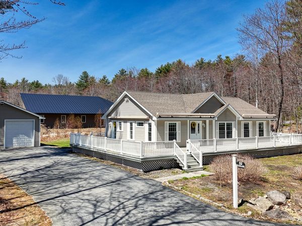 52 Plum Lane, Belgrade, ME 04917