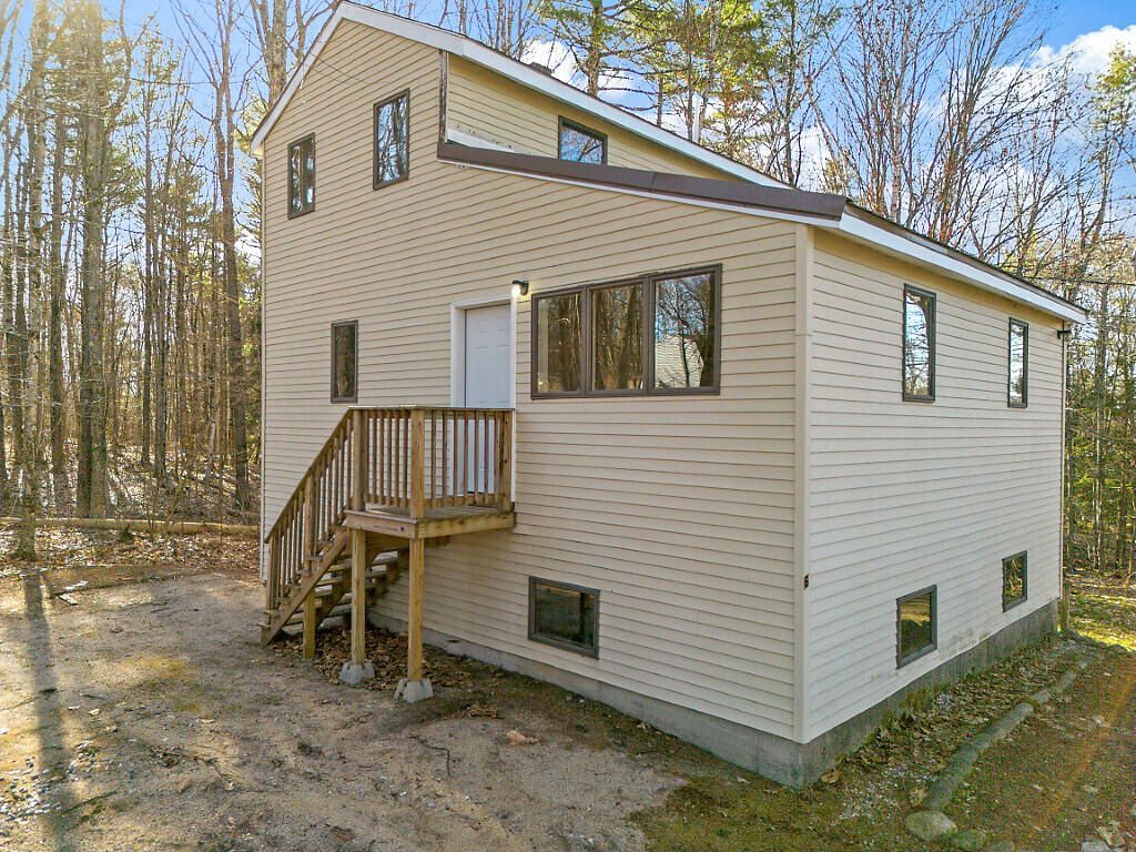 6 Lookout Lane, Raymond, ME 04071 Main Photo