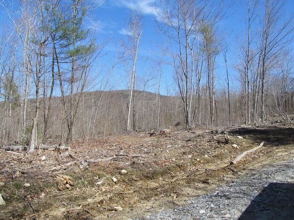 25-9 Klondike Hill Lane , West Paris, ME 04289