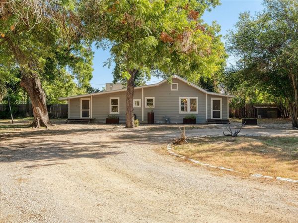 712 Nowotny LN, Austin, TX 78702