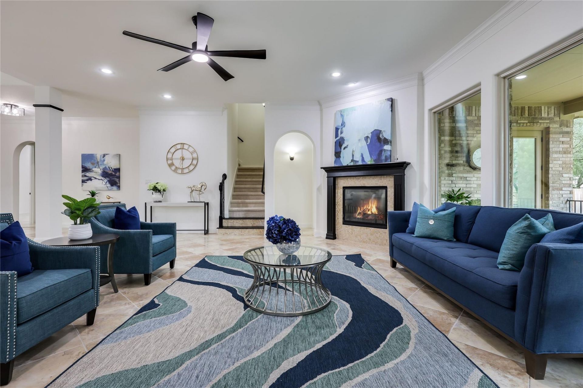 147 Bradshaw Dr, Austin, TX 78737 Main Photo