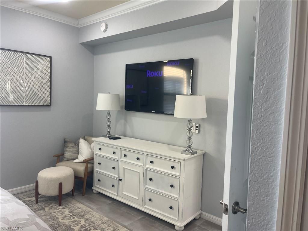9727 Acqua Ct, Unit 418, Naples, FL 34113 Photo