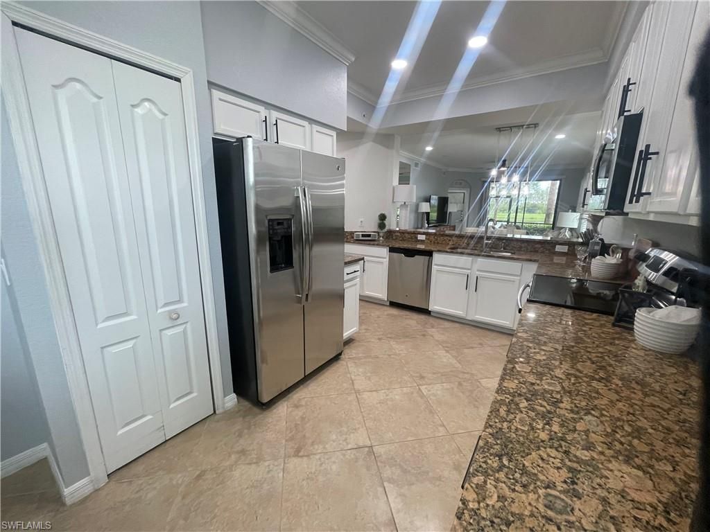 9727 Acqua Ct, Unit 418, Naples, FL 34113 Photo
