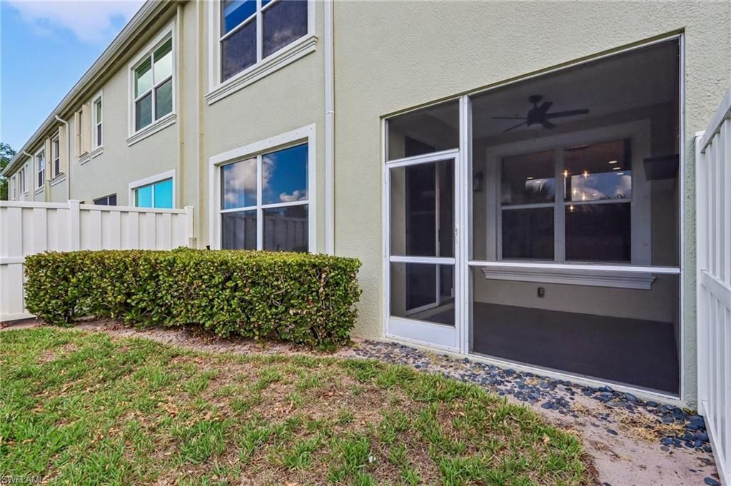 1410 Mariposa Cir, Unit 102, Naples, FL 34105 Photo