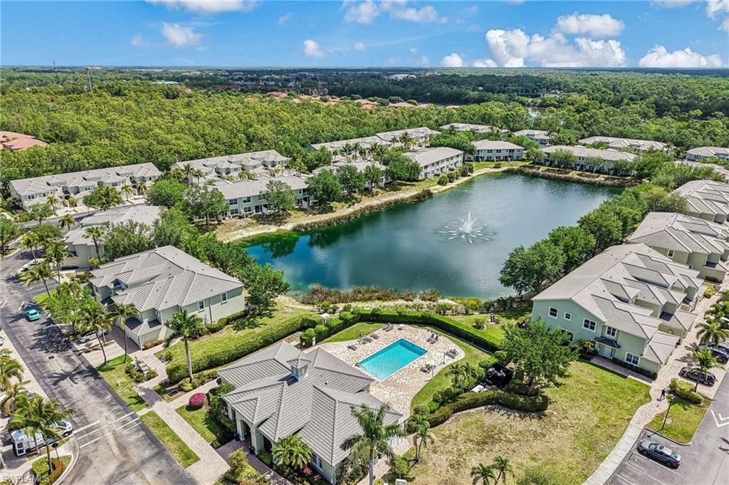 1410 Mariposa Cir, Unit 102, Naples, FL 34105 Photo