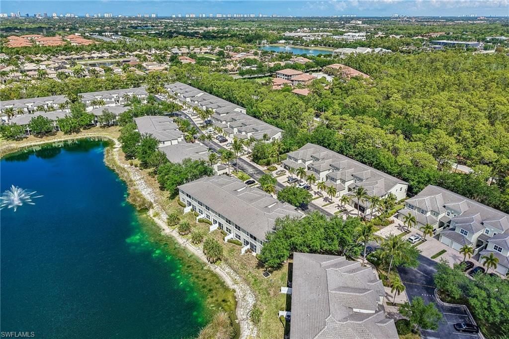 1410 Mariposa Cir, Unit 102, Naples, FL 34105 Photo