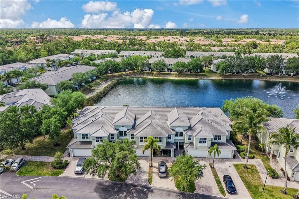1410 Mariposa Cir, Unit 102, Naples, FL 34105 Photo