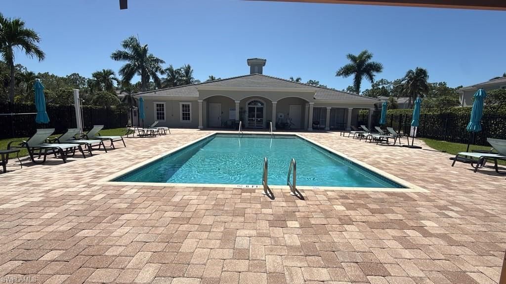 1410 Mariposa Cir, Unit 102, Naples, FL 34105 Photo