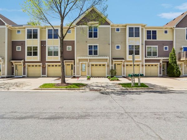 6007 Big Dipper Drive, Madison, WI 53718