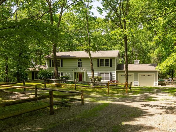 33 Willow Brook Ridge, Clinton Corners, NY 12514