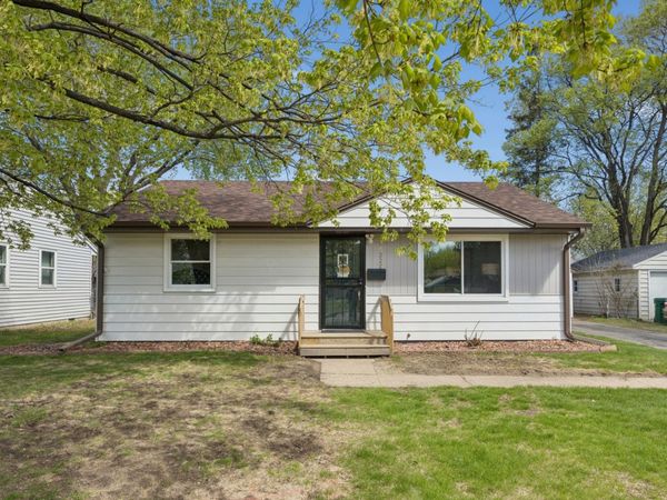 5322 53rd Avenue N, Crystal, MN 55429