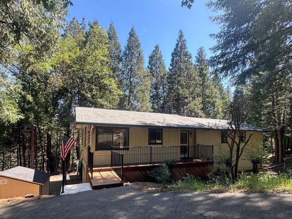 4331 Mountain Lake Ct, Pollock Pines, CA 95726
