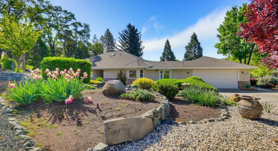 18649 Wildflower Dr, Penn Valley, CA 95946 Photo