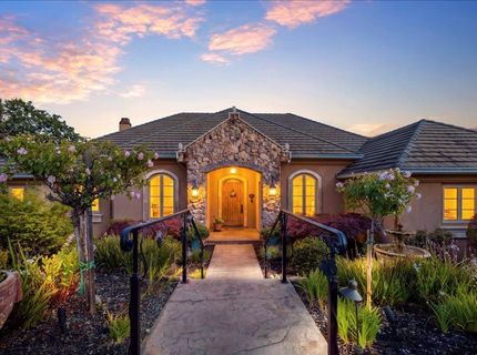 2620 Vineyard Dr, Auburn, CA 95603 Photo
