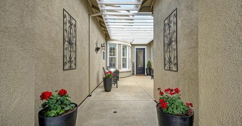 2811 Southcreek Dr, Lincoln, CA 95648 Photo