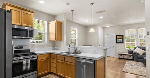 401 Blossom Rock Ln, Folsom, CA 95630 Photo