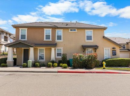 401 Blossom Rock Ln, Folsom, CA 95630 Photo