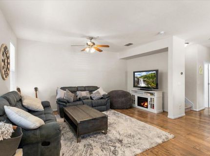 401 Blossom Rock Ln, Folsom, CA 95630 Photo