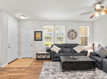 401 Blossom Rock Ln, Folsom, CA 95630 Photo