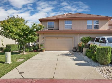 825 Polar Bear Cir, Galt, CA 95632 Photo