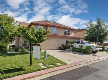 825 Polar Bear Cir, Galt, CA 95632 Photo