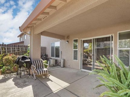 825 Polar Bear Cir, Galt, CA 95632 Photo