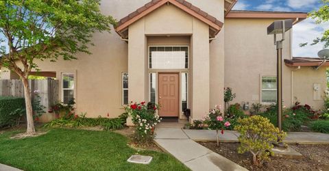 825 Polar Bear Cir, Galt, CA 95632 Photo