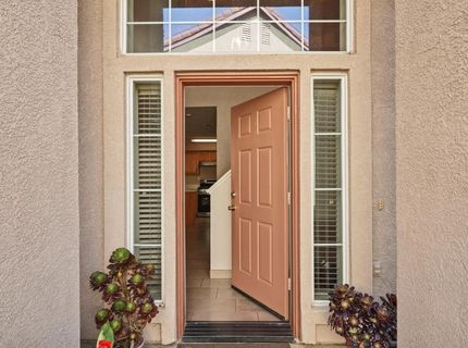 825 Polar Bear Cir, Galt, CA 95632 Photo