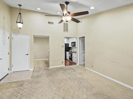 350 Del Verde Cir #6, Unit 6, Sacramento, CA 95833 Photo