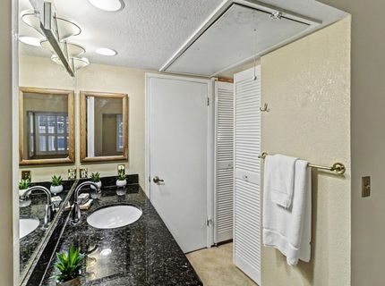 350 Del Verde Cir #6, Unit 6, Sacramento, CA 95833 Photo