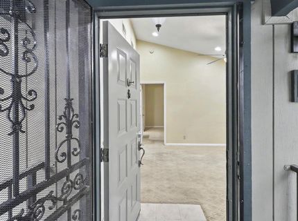 350 Del Verde Cir #6, Unit 6, Sacramento, CA 95833 Photo