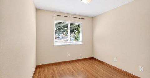 2743 Lost Creek Ct, Stockton, CA 95219 Photo
