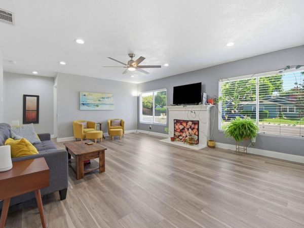 8565 Balboa Ave, Stockton, CA 95209