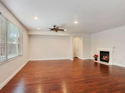 574 Mustang Dr, Oakdale, CA 95361 Photo