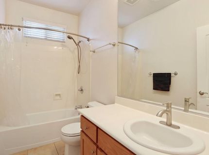 574 Mustang Dr, Oakdale, CA 95361 Photo