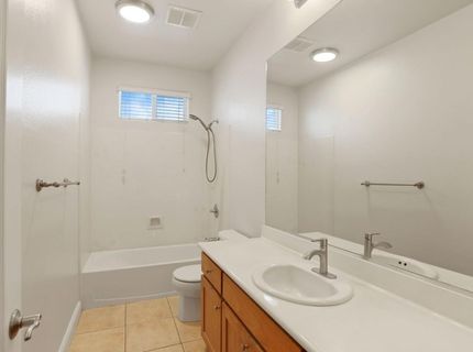 574 Mustang Dr, Oakdale, CA 95361 Photo