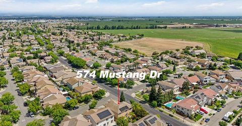 574 Mustang Dr, Oakdale, CA 95361 Photo