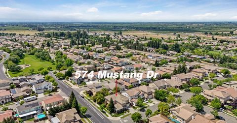 574 Mustang Dr, Oakdale, CA 95361 Photo