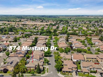 574 Mustang Dr, Oakdale, CA 95361 Photo