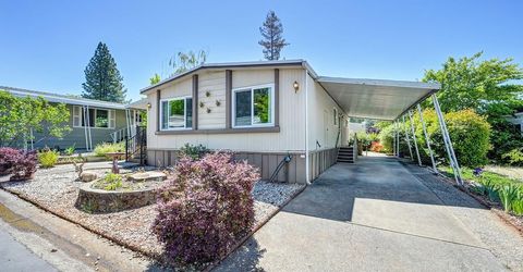1577 Cottonwood Cir #34, Auburn, CA 95603 Photo