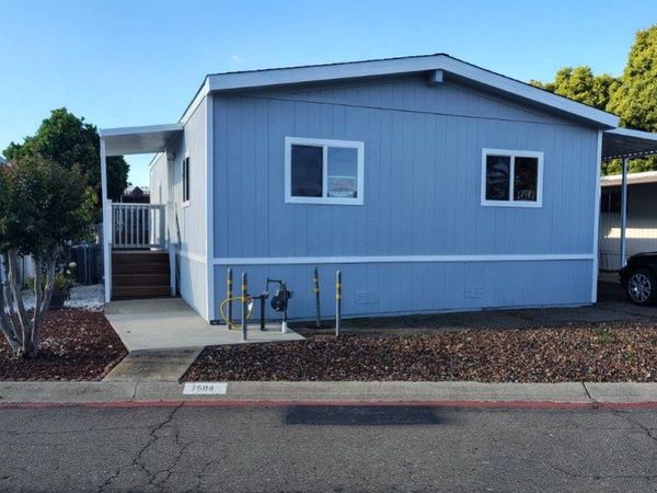 7504 Hazelnut Ln #146, Sacramento, CA 95828