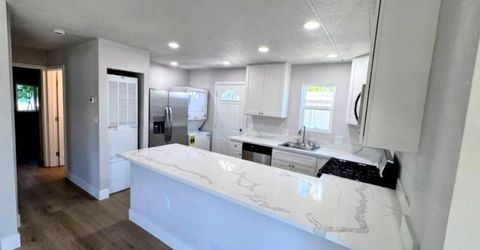 7504 Hazelnut Ln #146, Sacramento, CA 95828 Photo