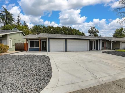 2432-2434 Camino Garden Way, Carmichael, CA 95608 Photo
